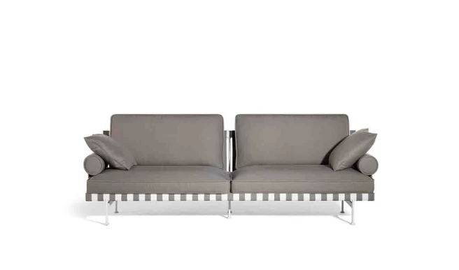 Souvenir d'Italie: New Sofa by Poltrona Frau