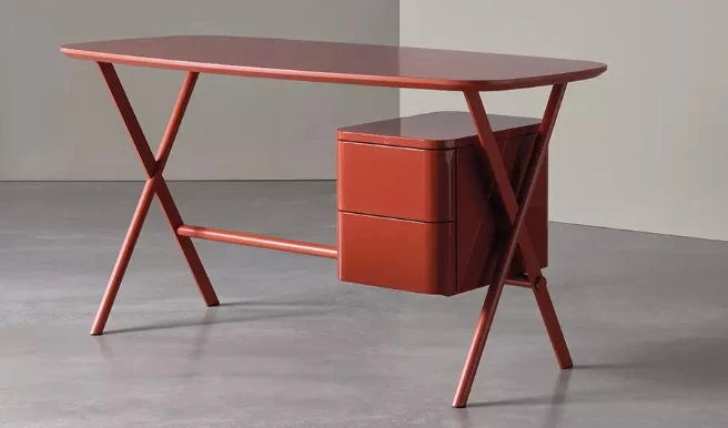 Andrea Parisio Creates Jasper Desk by Meridiani