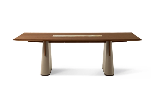Giorgetti Fang Table