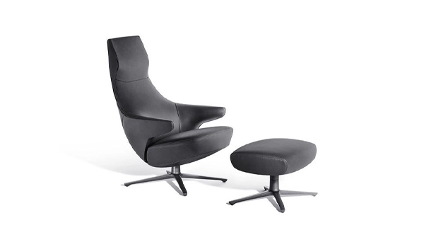 Poltrona Frau Jay Lounge Armchair