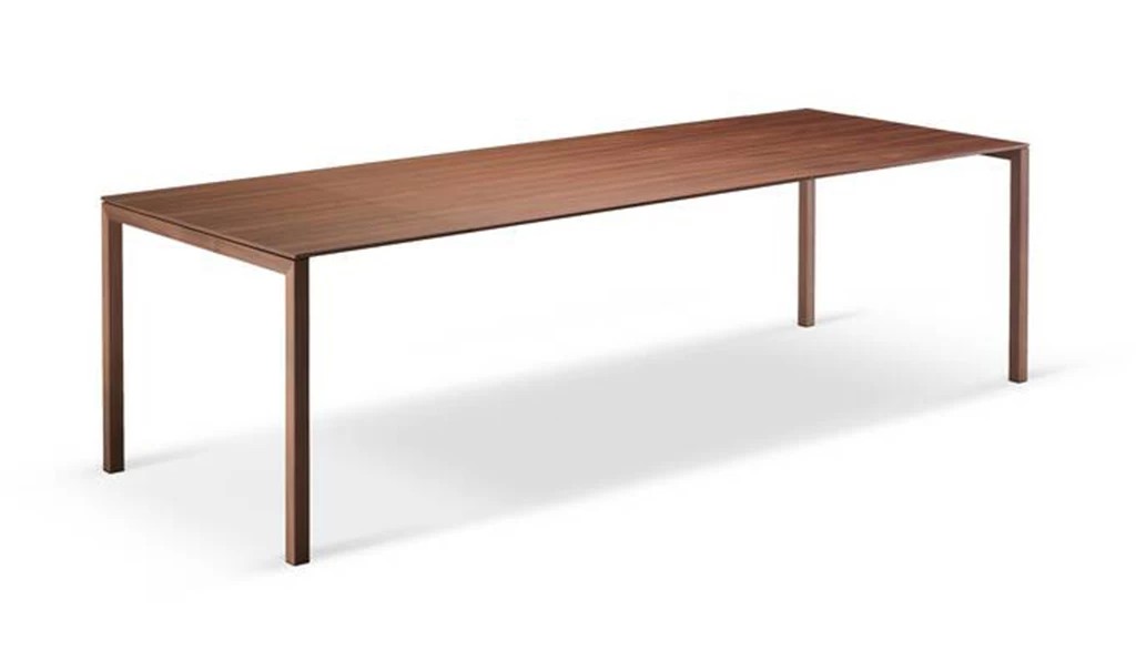 Cassina 195 Naan Table